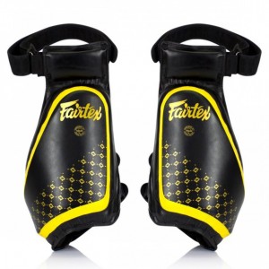 Тренерская защита ног (набедренные щитки) Fairtex TP-4 